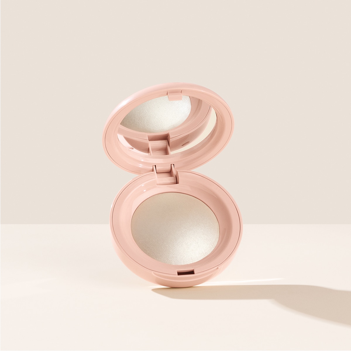 POSITIVE LIGHT SILKY TOUCH HIGHLIGHTER (ILUMINADOR EN POLVO)